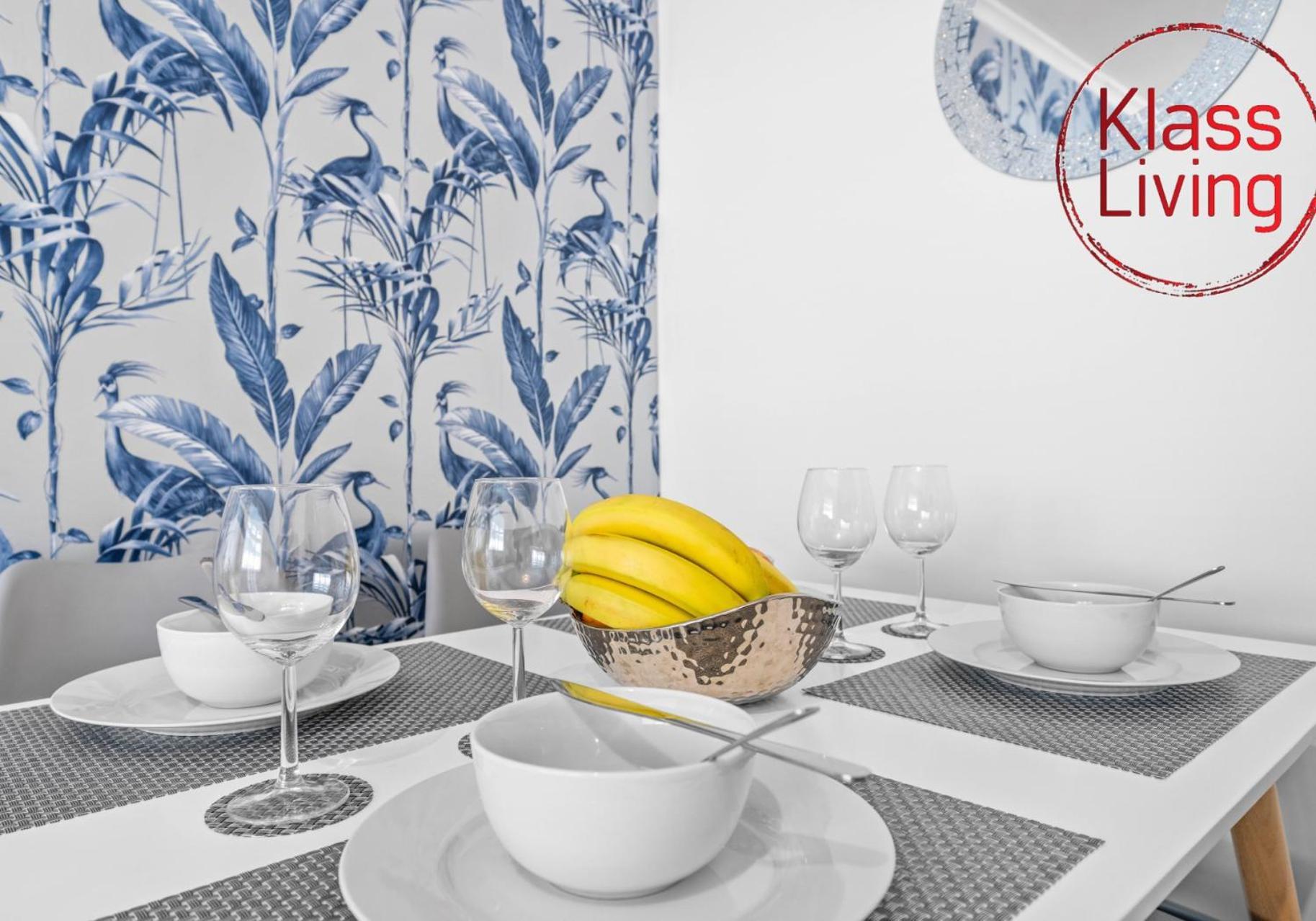 West End House By Klass Living Bellshill Ngoại thất bức ảnh