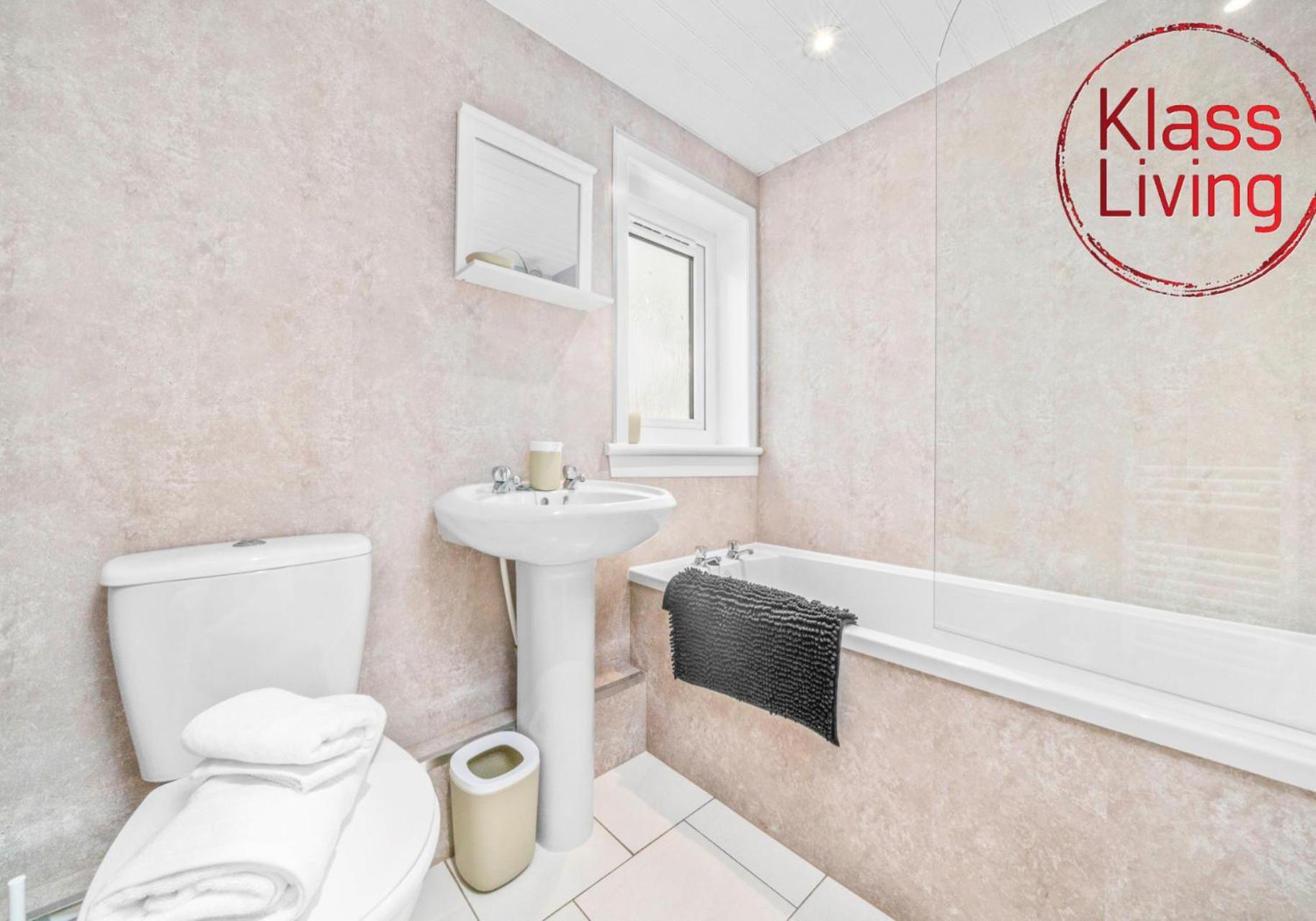 West End House By Klass Living Bellshill Ngoại thất bức ảnh